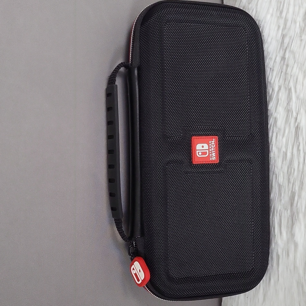 Black Nintendo Switch Carrying Case